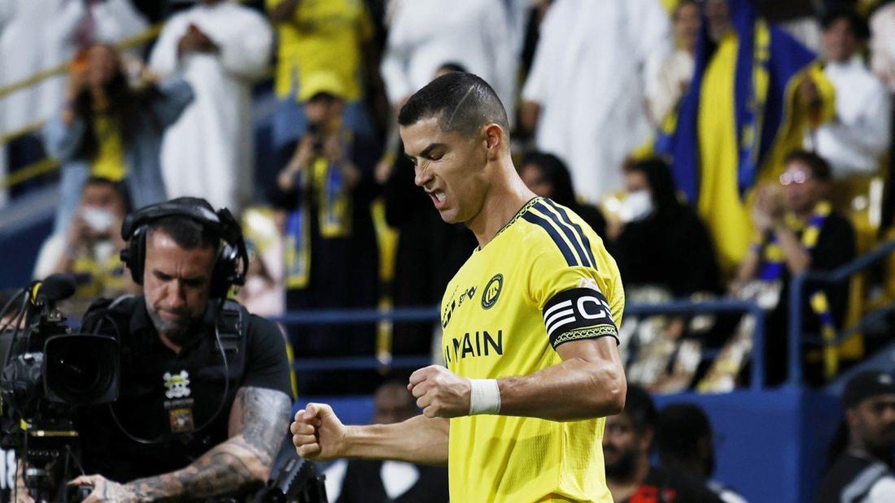 Al Nassr Kalahkan Al Faisaly 3-1, Ronaldo Cetak Gol