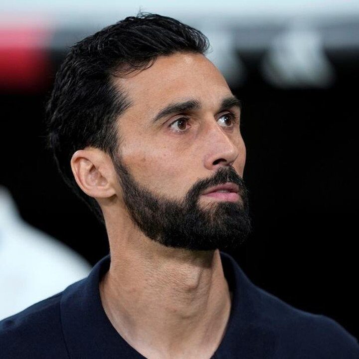 Alvaro Arbeloa Didakwa FA atas Komentar Kontroversial Terkait Manchester United