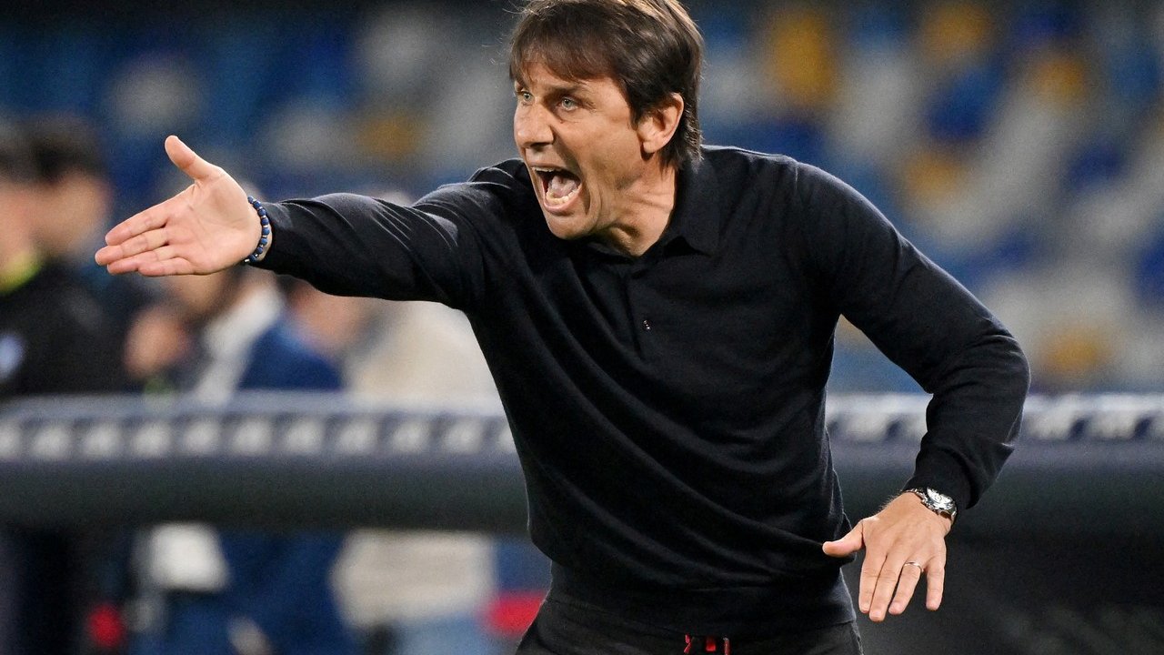 Antonio Conte Ajukan Dua Syarat Krusial untuk Latih Manchester United