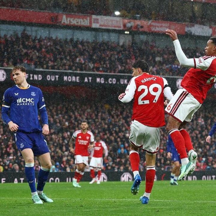 Arsenal Raih Tiga Poin Usai Kalahkan Everton 2-0 di Emirates