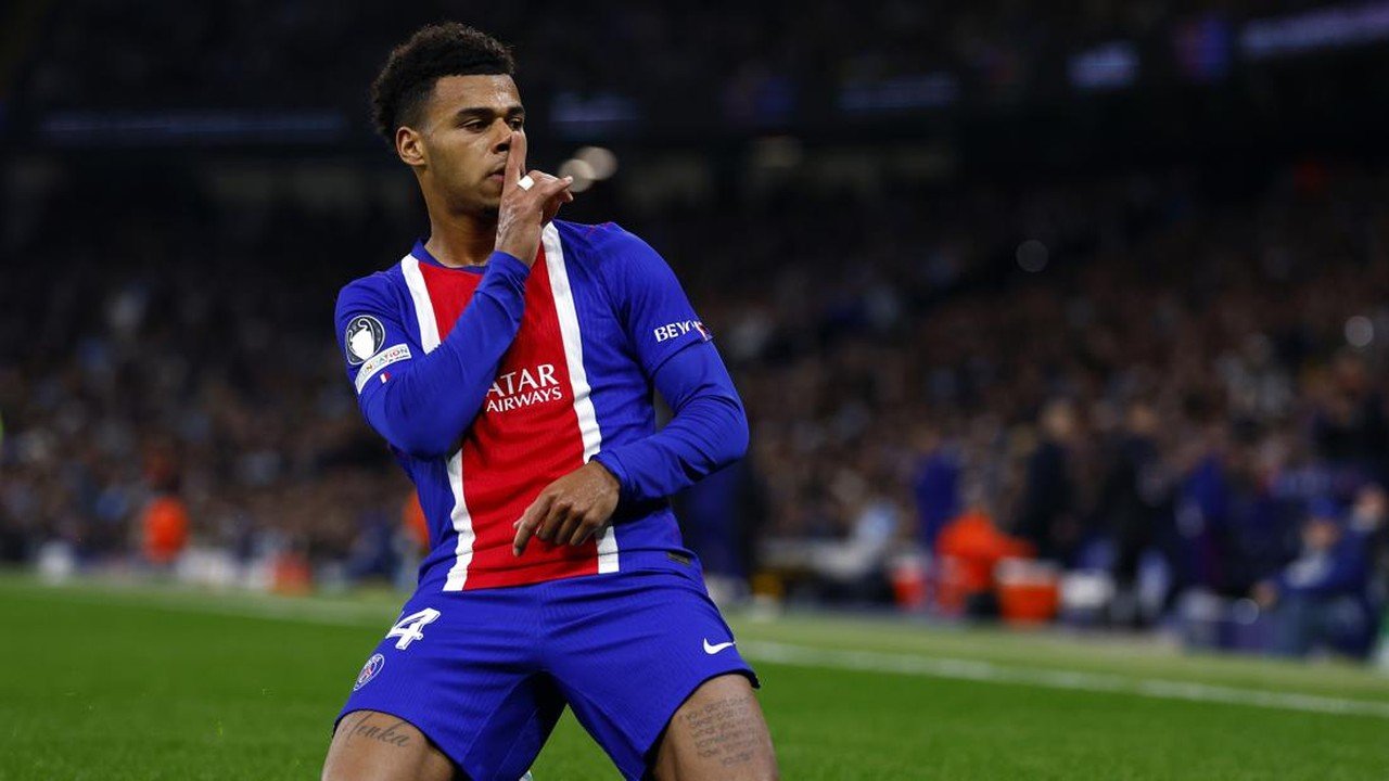 Babak Pertama Liga Champions: PSG Ungguli Barcelona 1-0 Berkat Gol Desire Doue