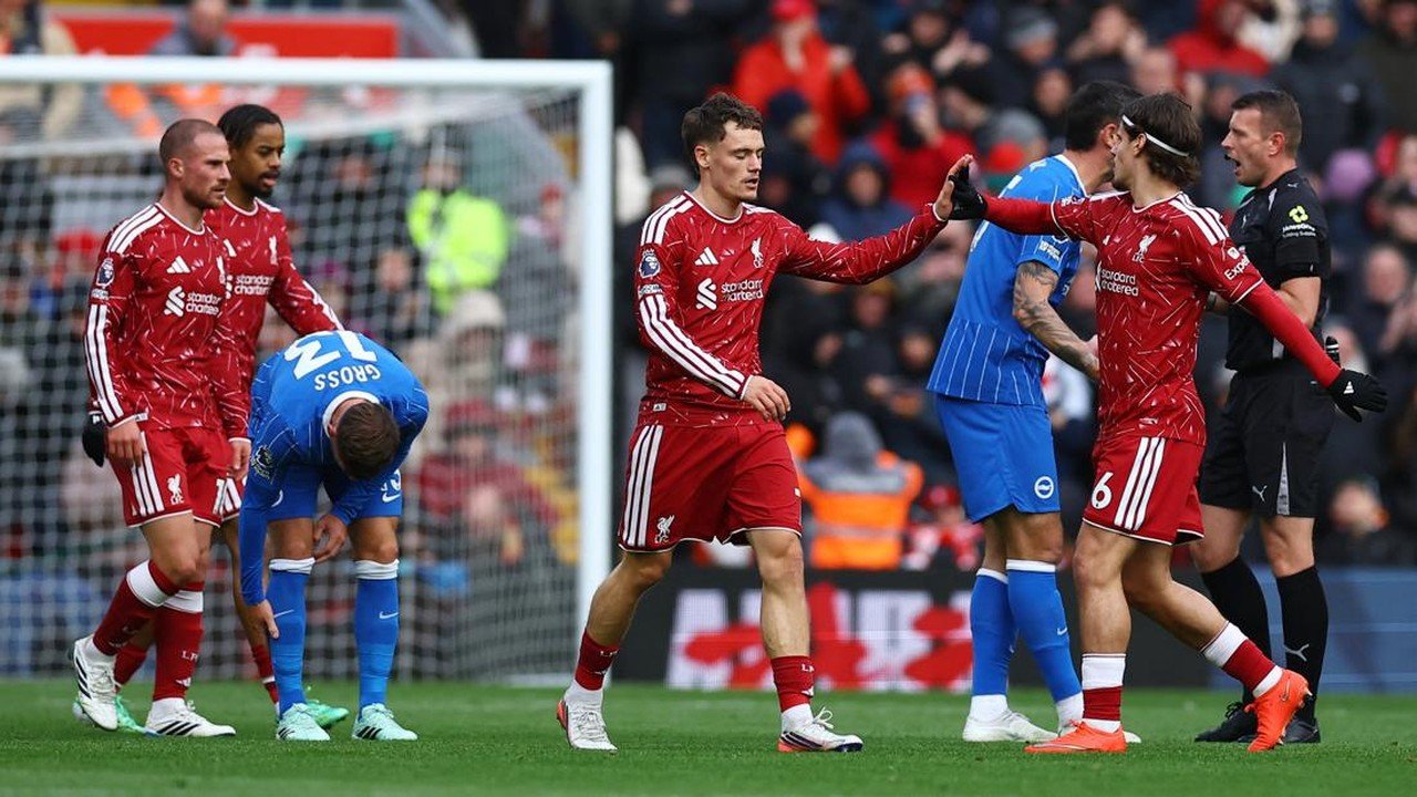 Babak Pertama Liverpool vs Brighton: Gol Bunuh Diri dan Isak Bawa The Reds Unggul 2-0
