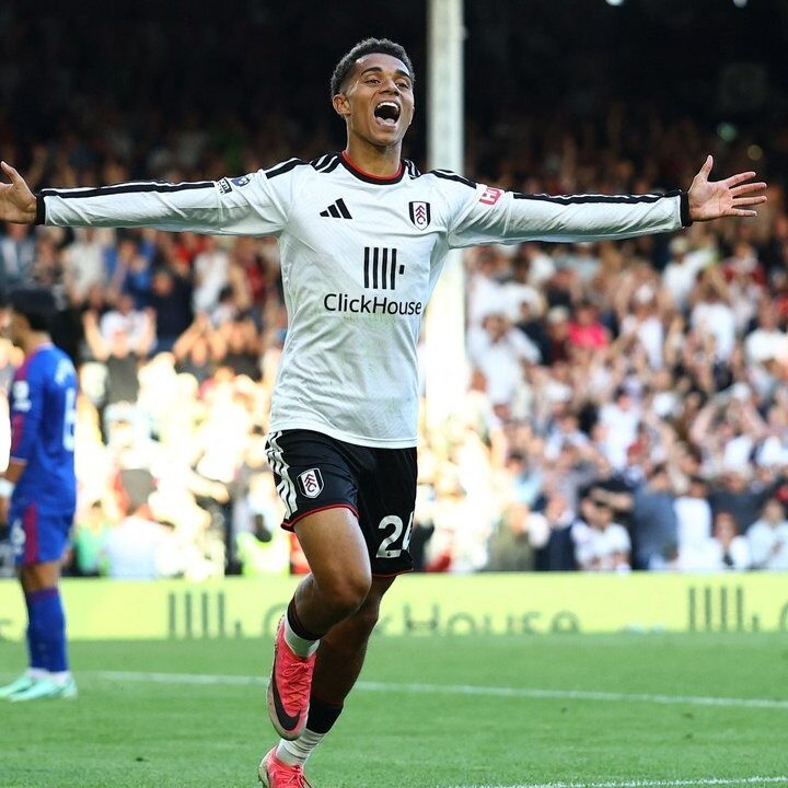 Barcelona Bidik Gelandang Muda Fulham, Josh King, Pantau Potensi Rp 801 Miliar