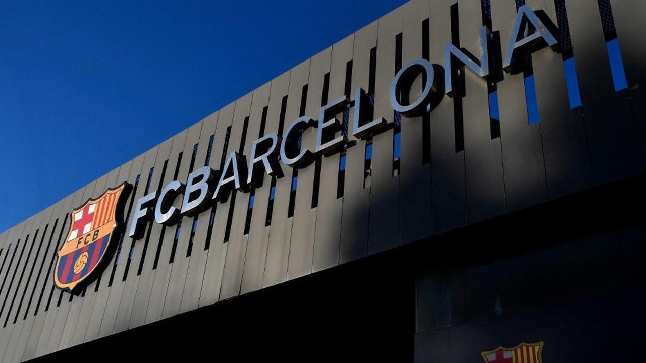 Barcelona Santai Tanggapi Dokumen Real Madrid ke UEFA Terkait Skandal Wasit