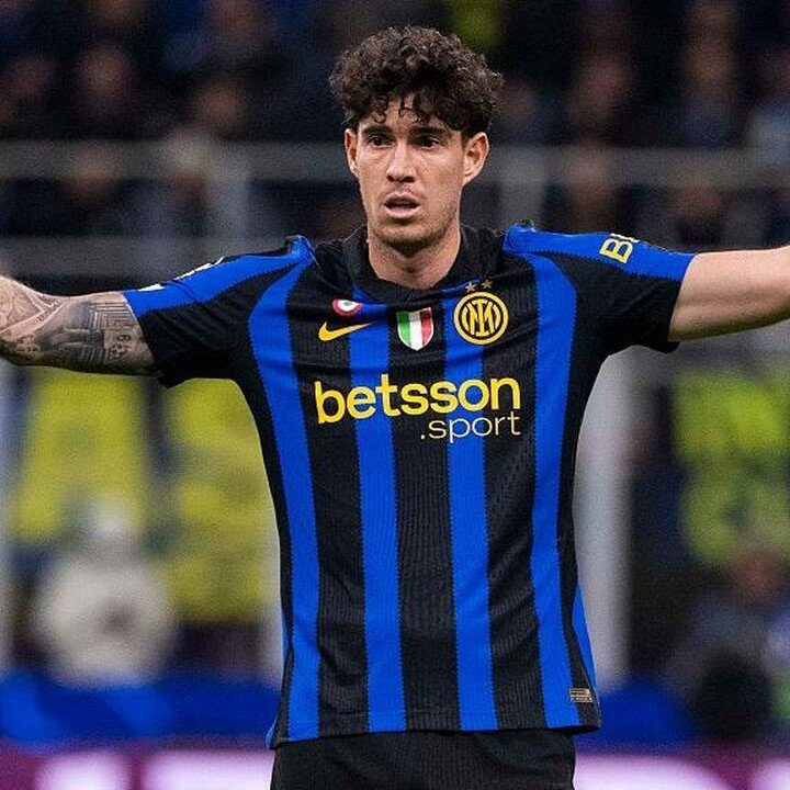 Bastoni Ingatkan Inter Milan Jaga Realisme di Liga Champions