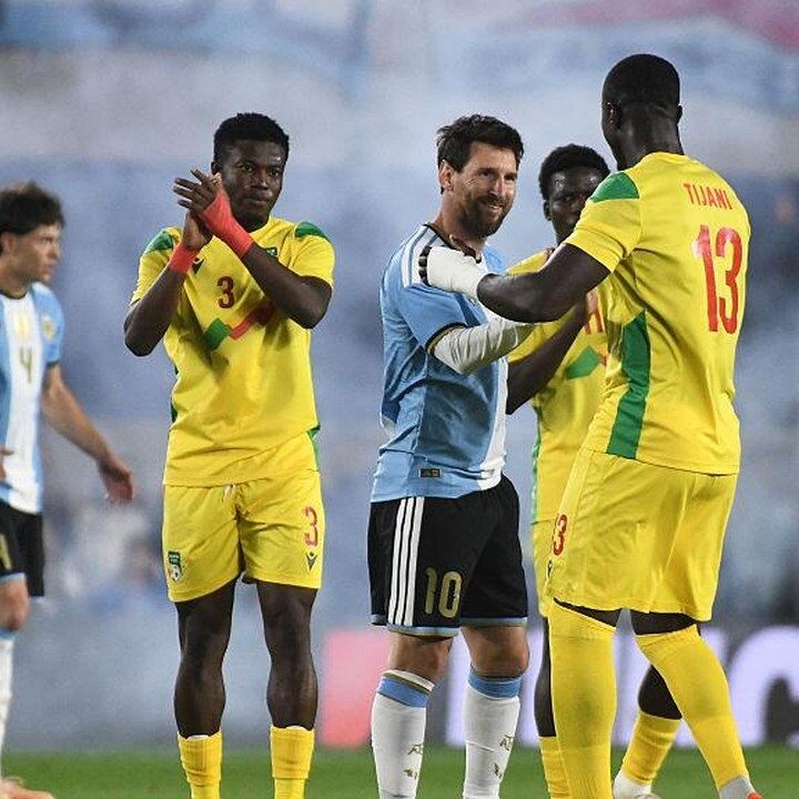 Benin Kecewa, Pemainnya Dilarang Foto dan Tukar Jersey dengan Messi