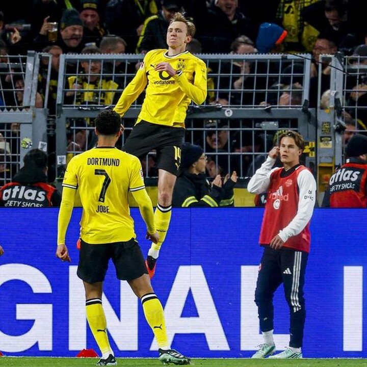 Borussia Dortmund Gusur Bayern Munich ke Puncak Klasemen Bundesliga Usai Kalahkan Frankfurt