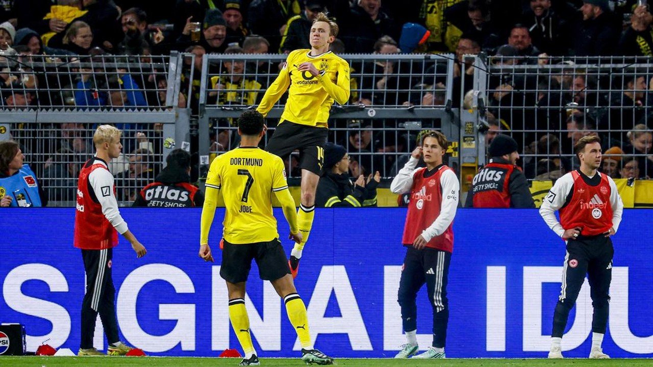 Borussia Dortmund Puncaki Klasemen Bundesliga Usai Kalahkan Eintracht Frankfurt