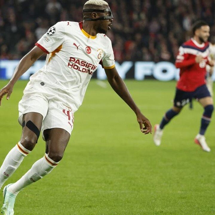 Calvin Verdonk Akui Ketangguhan Victor Osimhen di Liga Champions