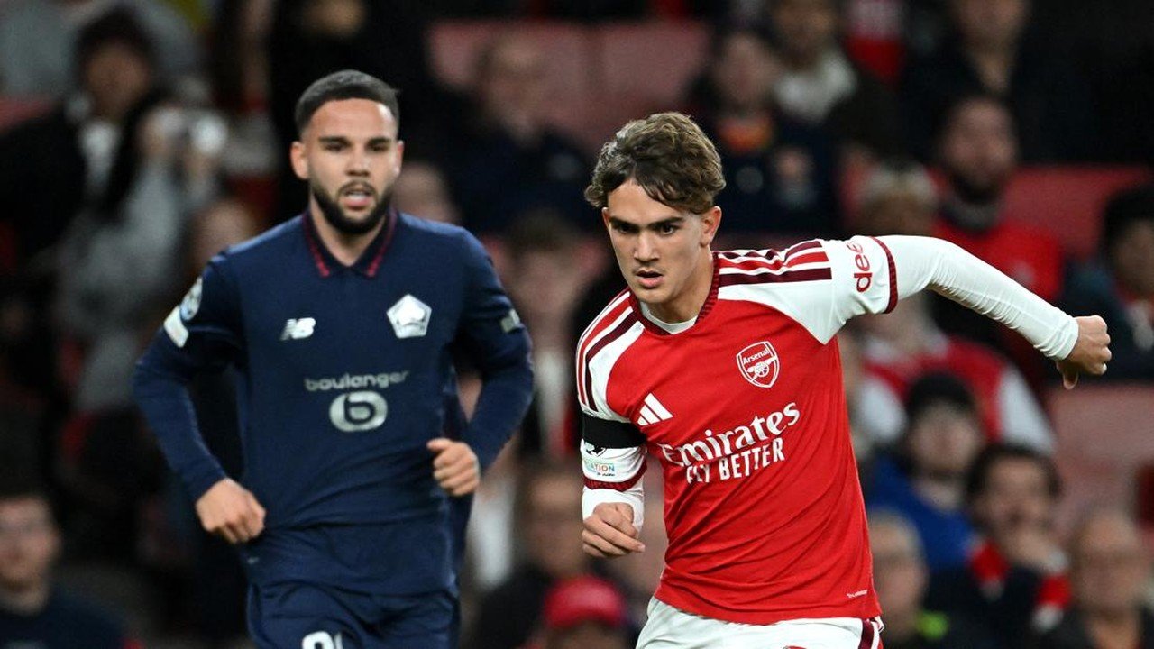 Calvin Verdonk Ukir Sejarah, Pemain Indonesia Pertama Tampil di Liga Champions