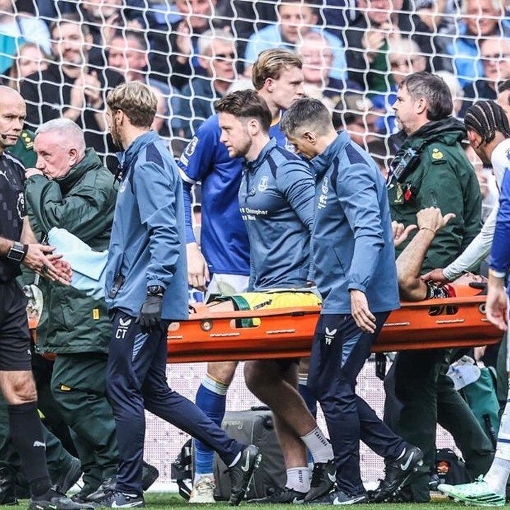 Cedera Patah Rahang, Kiper Chelsea Emiliano Martinez Jalani Operasi Darurat