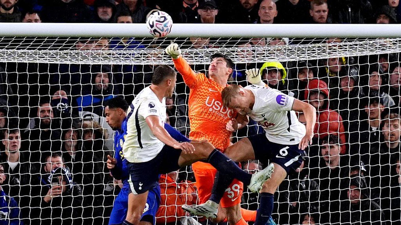 Chelsea Kalah dari Tottenham, Xabi Alonso Bela Kiper Mike Penders
