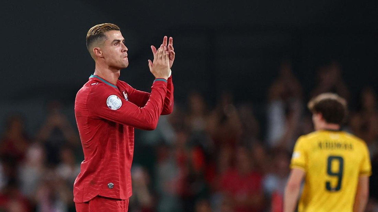Cristiano Ronaldo Tinggalkan Kamp Timnas Portugal, Ungkap Alasan Menyusul