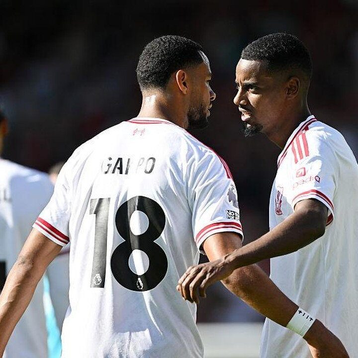 Dua Pilar Serang Liverpool Absen Lawan Man City Akibat Cedera