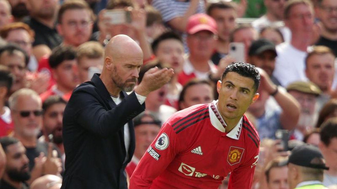 Erik ten Hag Sebut Cristiano Ronaldo Jadi Beban Timnas Portugal