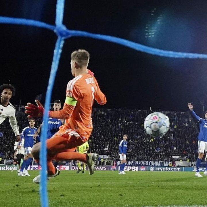 Fabregas Akui Kesalahan Sendiri Buat Como Gagal “Clean Sheet” Lawan MU
