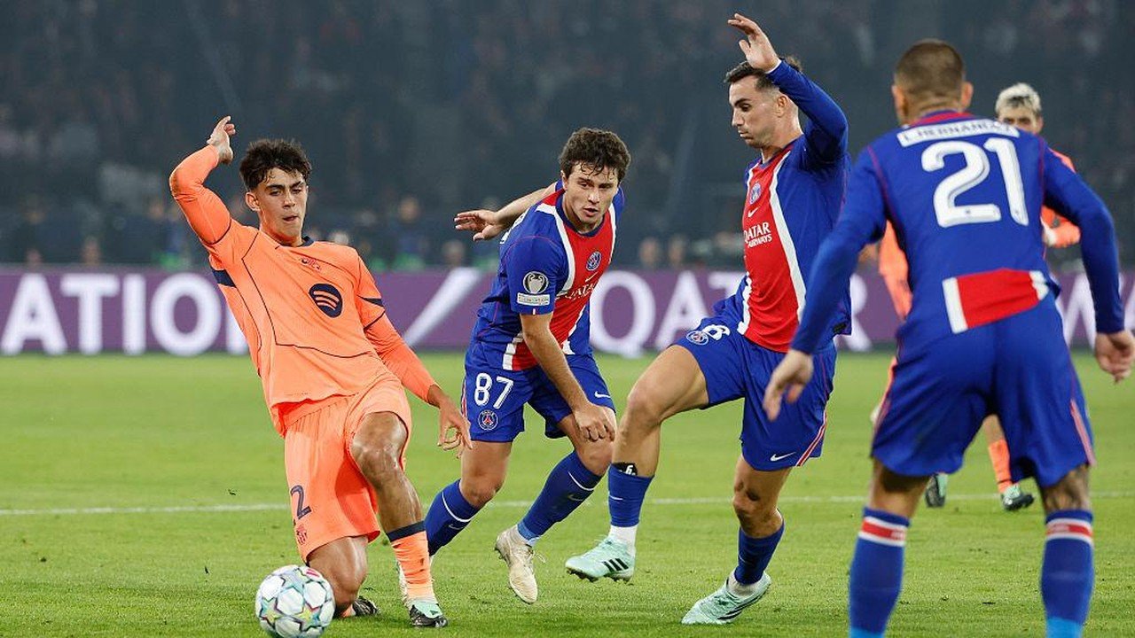 Flick Ungkap Penyebab Barcelona Tak Prima Lawan PSG