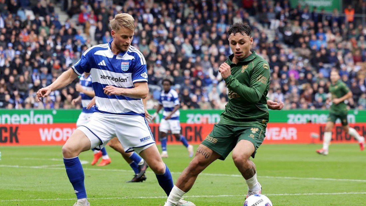 Go Ahead Eagles Kalah Telak 1-4 dari PEC Zwolle, Dean James Jadi Sorotan