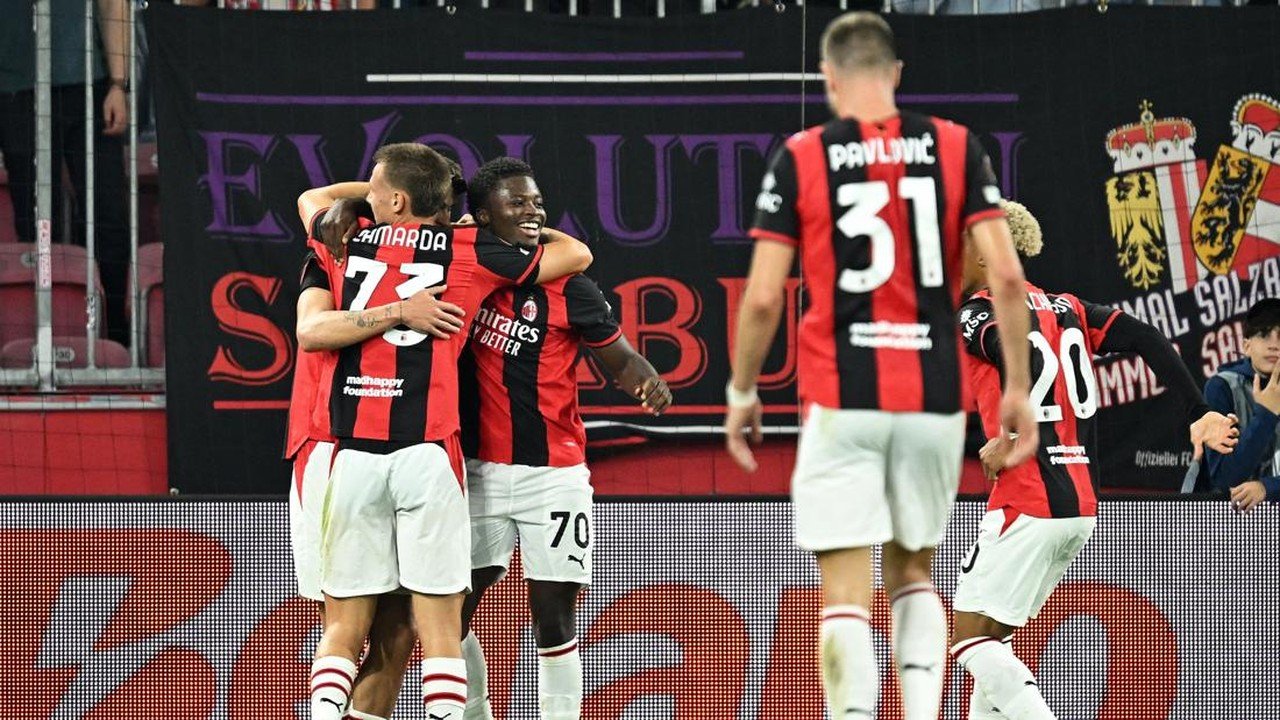 Hat-trick Cisse Bawa AC Milan Permalukan RB Salzburg 4-0 di Liga Europa