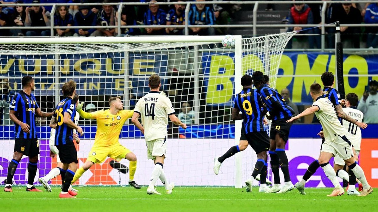 Inter Milan Akui Lini Belakang Rapuh, Chivu Ambil Tanggung Jawab