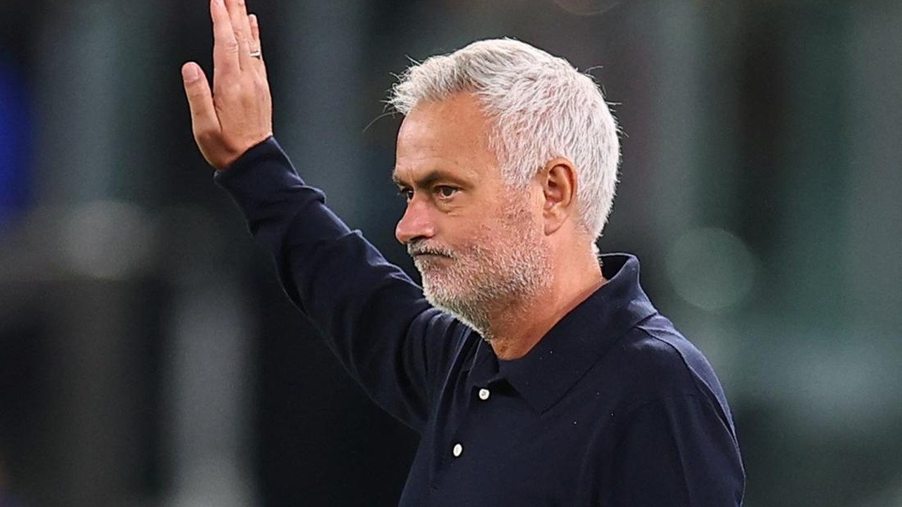 Jamie Carragher: Jose Mourinho Belum Menjadi Diri Sendiri di Real Madrid
