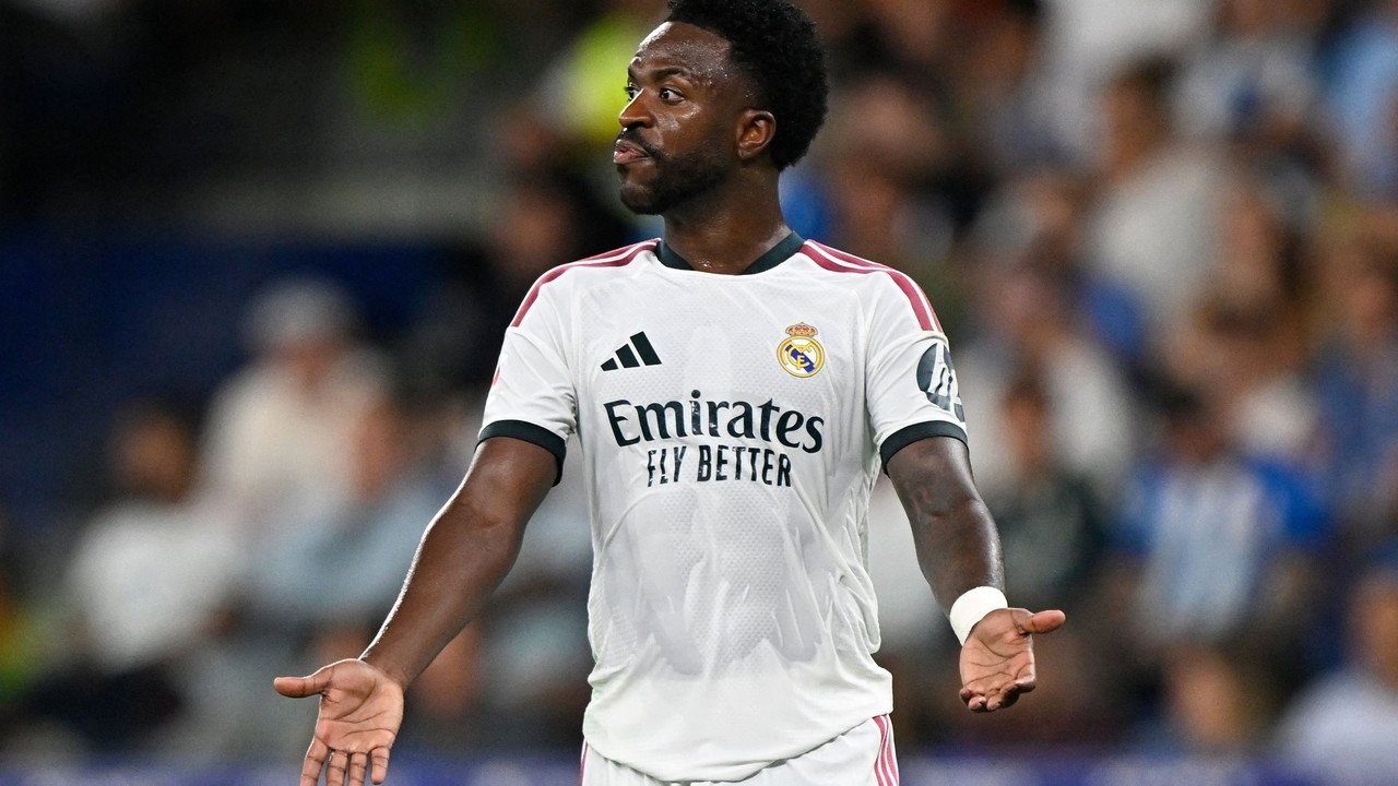 Jorge Valdano Ingatkan Vinicius Jr untuk Fokus dan Kendalikan Emosi