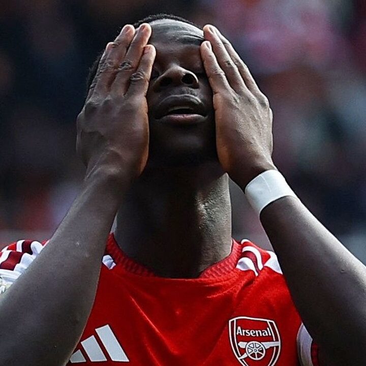 Legenda Arsenal Kritik Bukayo Saka Terlalu Mudah Jatuh, Khawatir Performa Menurun