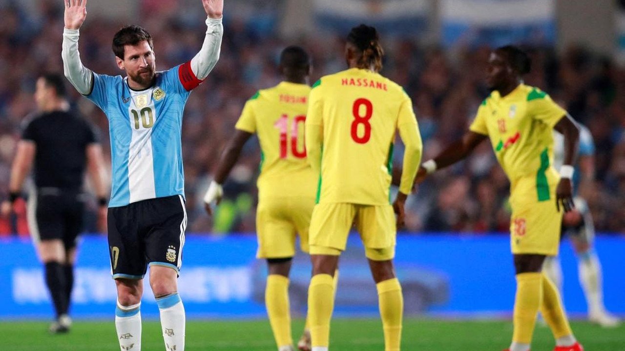 Lionel Messi Akhiri Karier Gemilang Bersama Timnas Argentina: Statistik Lengkap Sang Legenda