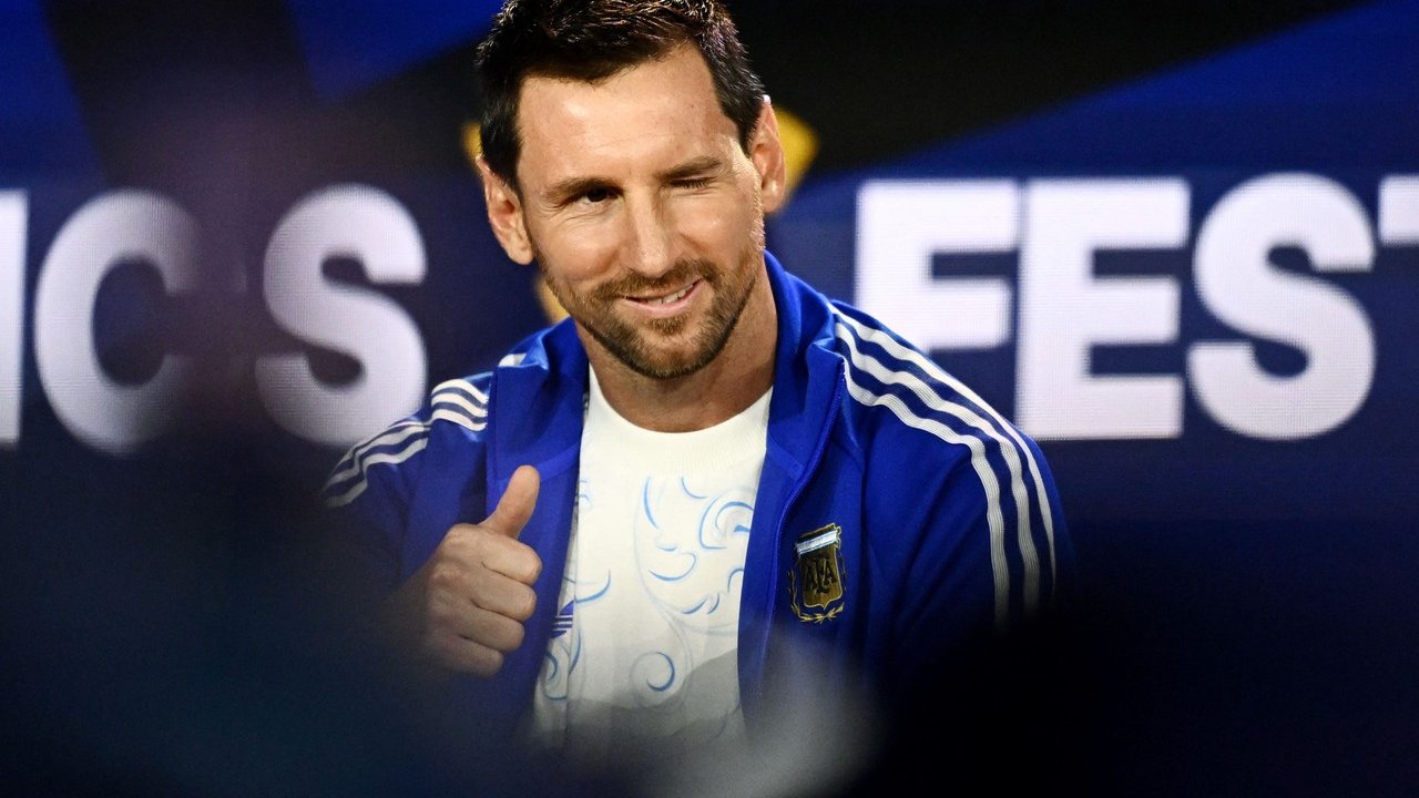 Lionel Messi Merambah Bisnis Sepak Bola dengan Akuisisi Klub Spanyol