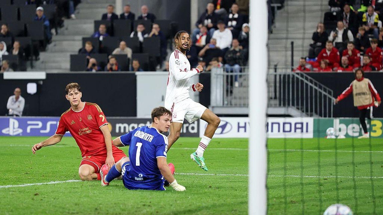 Liverpool Pesta Gol di Babak Pertama Lawan LASK, Barcola Cetak Brace