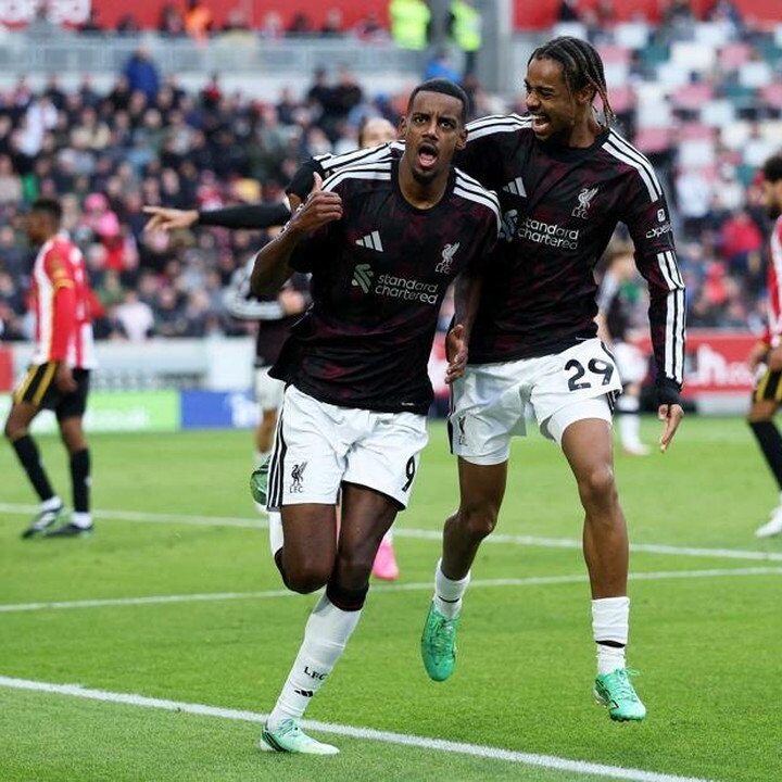 Liverpool Raih Tiga Poin Usai Kalahkan 9 Pemain Brentford 2-1