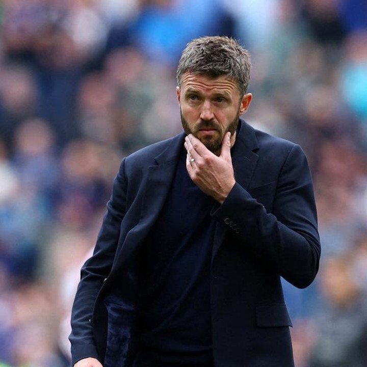 Manchester United Terpuruk, Michael Carrick Akui Tanpa Tekanan