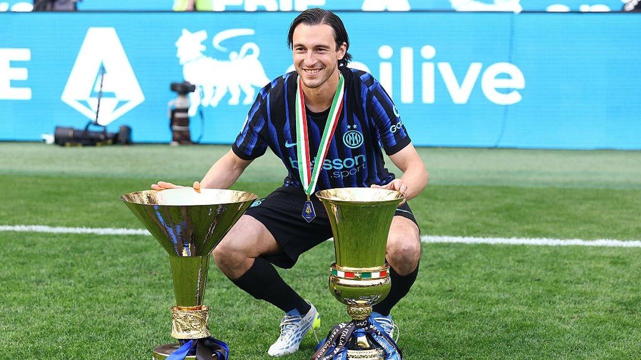 Matteo Darmian Gabung Bologna, Siap Hadapi Inter Milan