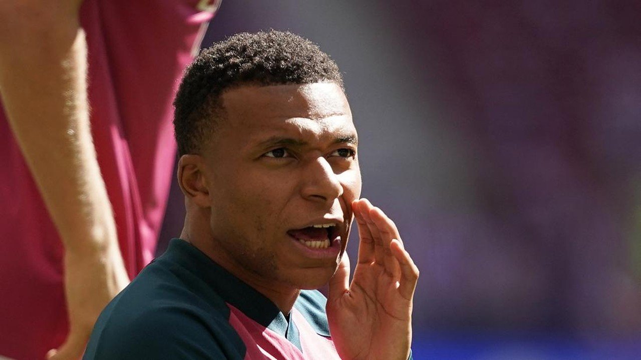 Mbappe Diingatkan Jaga Sikap di Luar Lapangan oleh Legenda Real Madrid