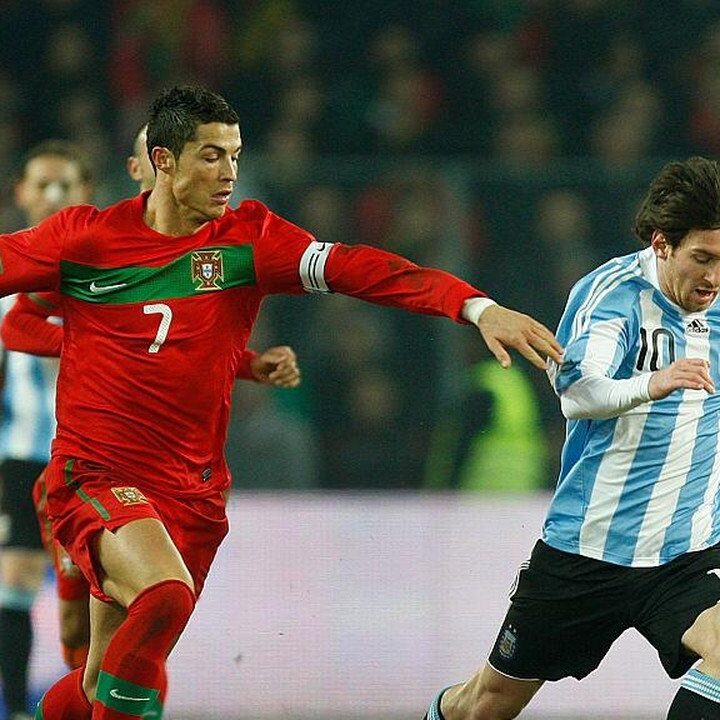 Messi dan Ronaldo: Dua Dekade Karier Internasional, Hanya Bertemu Dua Kali