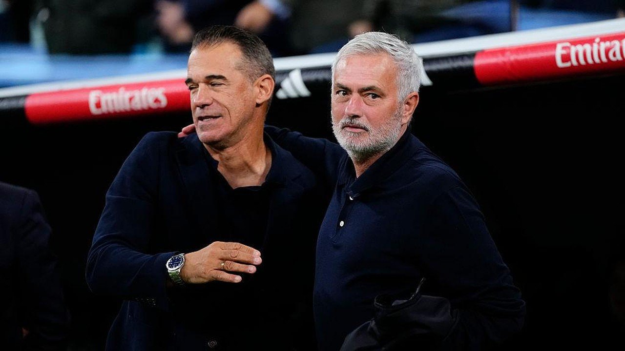 Mourinho Ragu Insiden Sikut Guler Terjadi, Garcia Plaza Kecewa Wasit