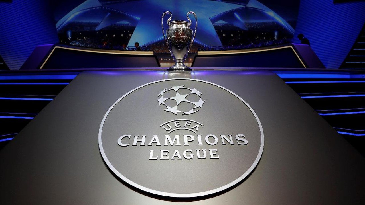 PSG Pimpin Klasemen Liga Champions, MU Bersaing Ketat