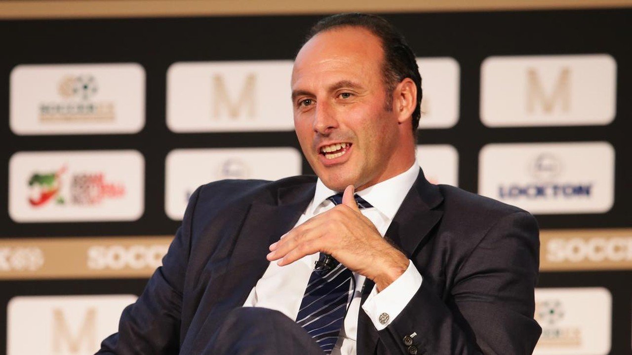 Ramon Vega Siap Lawan Infantino dalam Pemilihan Presiden FIFA