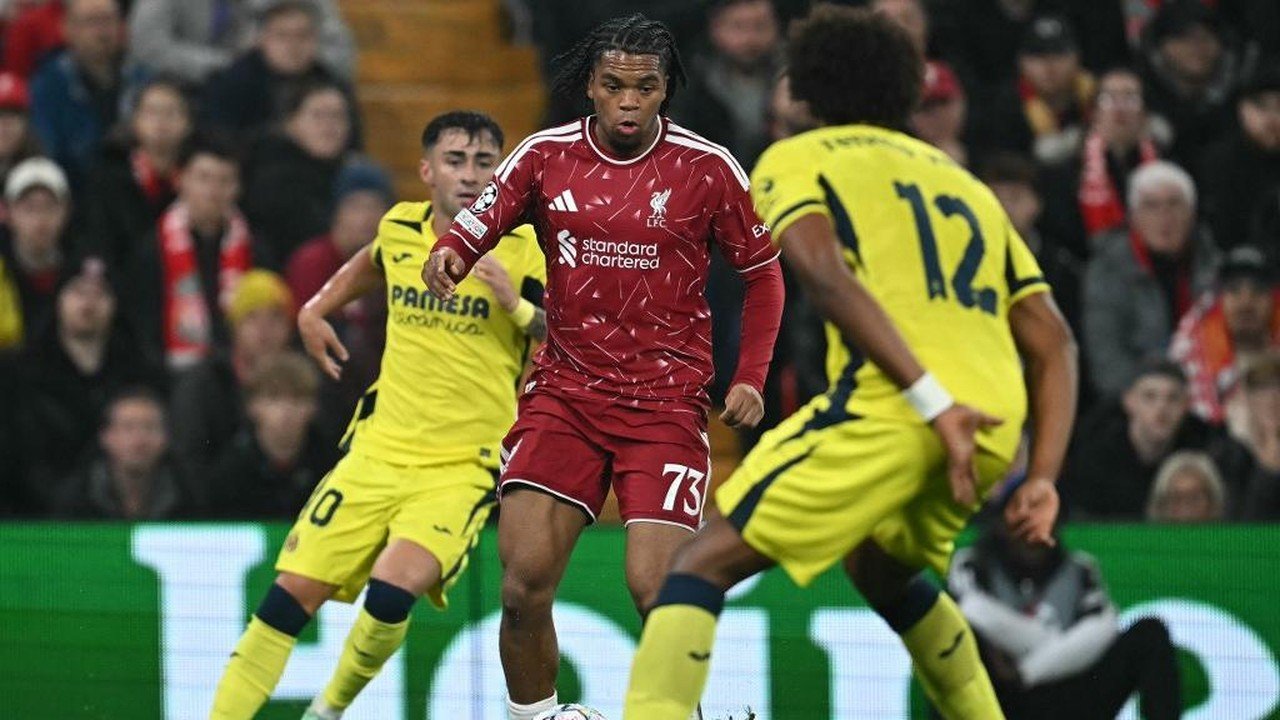 Rio Ngumoha Bersinar di Liga Champions, Liverpool Kalahkan Villarreal 4-3