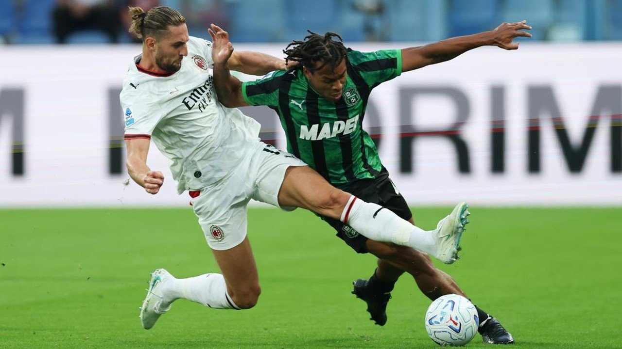 Sassuolo Tahan Imbang AC Milan 1-1 di Kandang Tanpa Jay Idzes