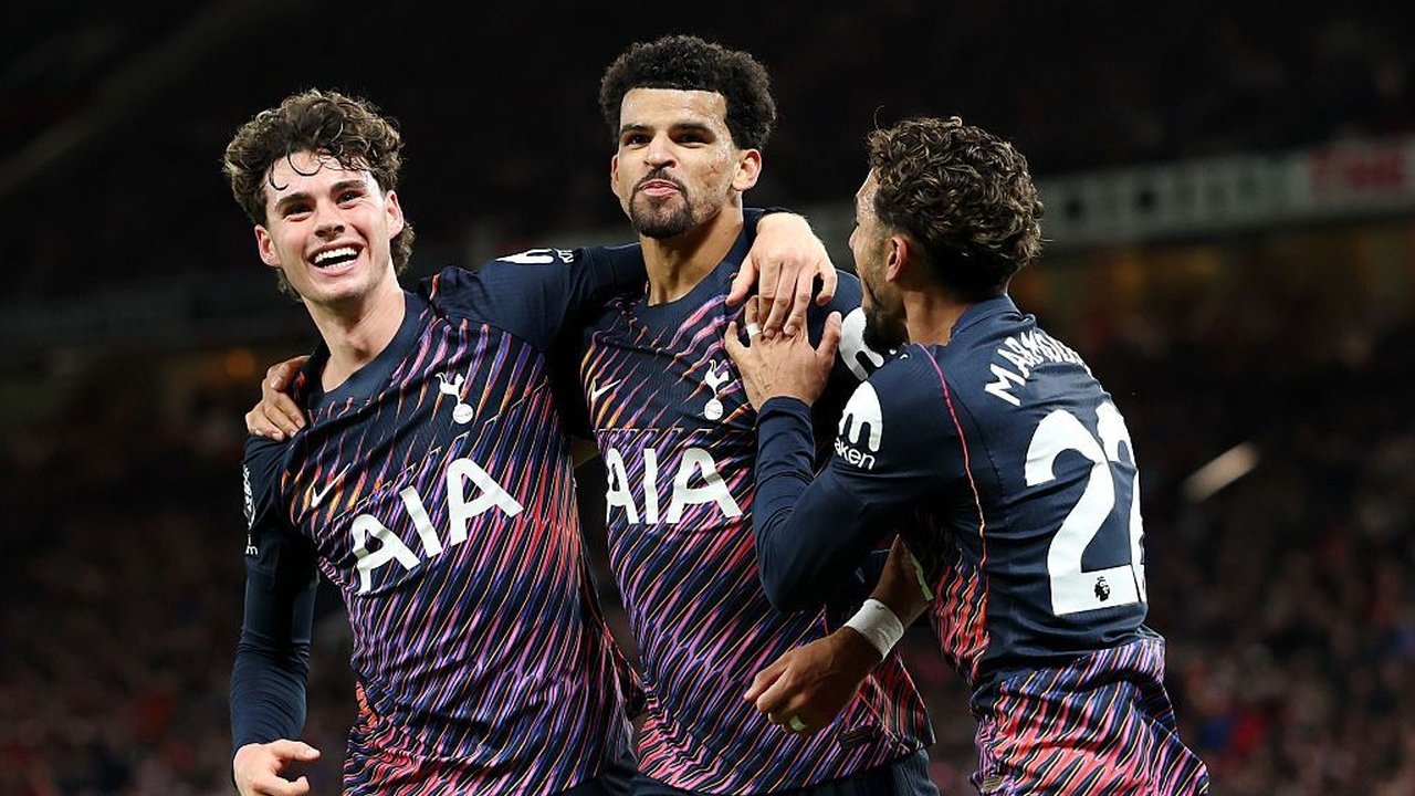 Tottenham Hotspur Tunjukkan Tanda Kebangkitan Usai Imbangi Manchester United