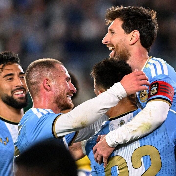 Usai Messi Pensiun, Sejumlah Pemain Senior Argentina Pertimbangkan Mundur