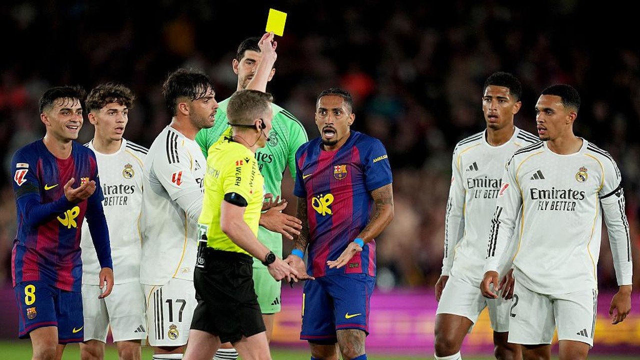 Usulan Wasit Asing untuk El Clasico, Solusi Kontroversi?