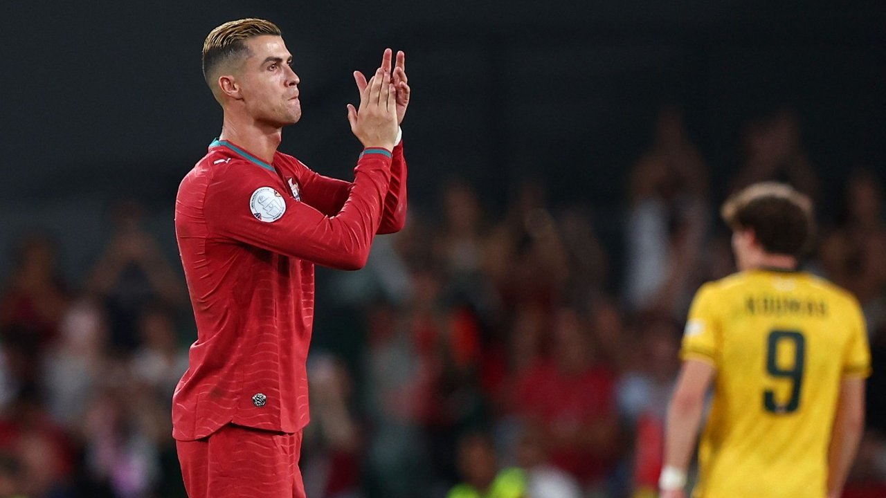 Wayne Rooney Kritik Sikap Cristiano Ronaldo di Timnas Portugal